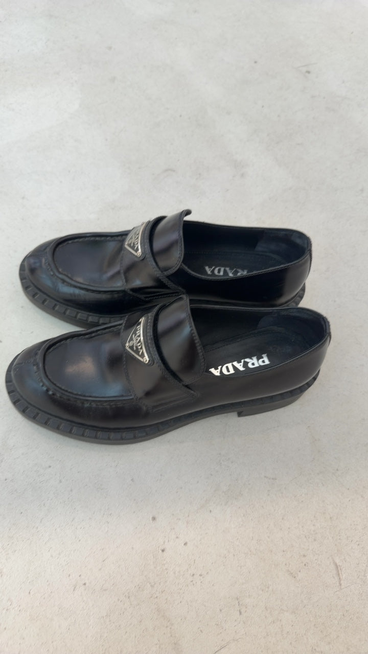Prada Zapatos 38,5 Black