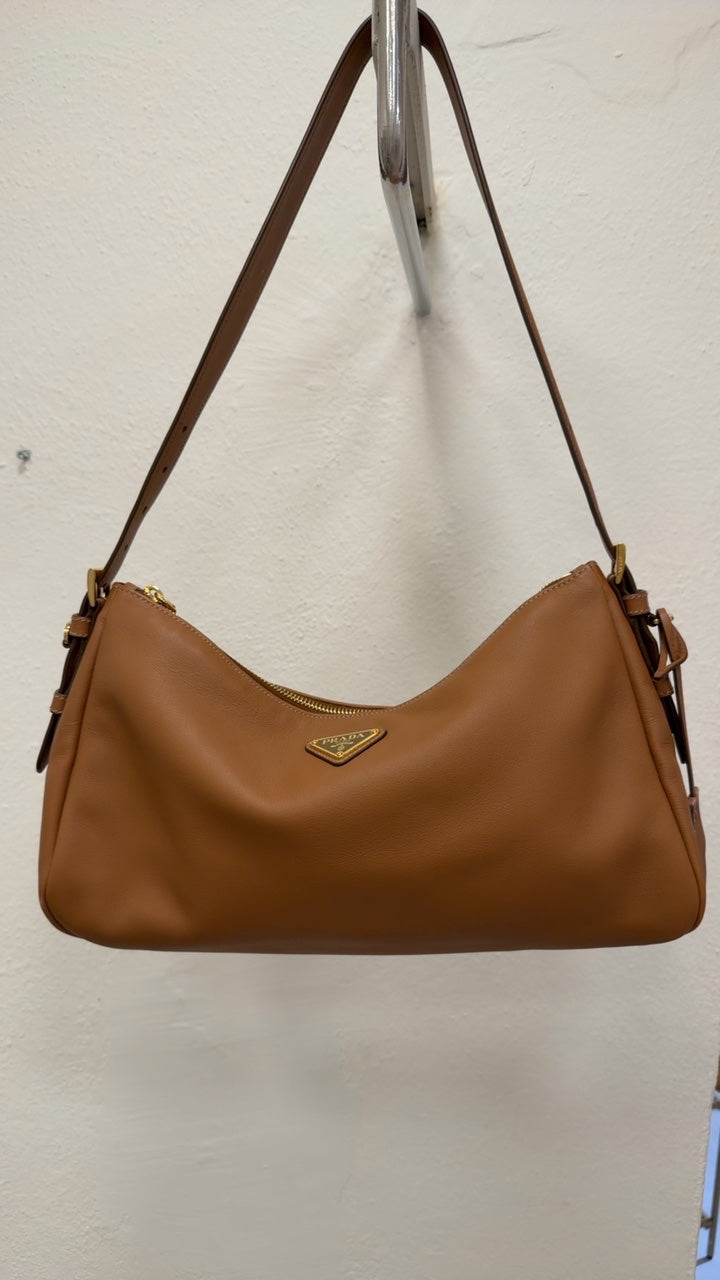 Prada Bolsos Not specified Brown