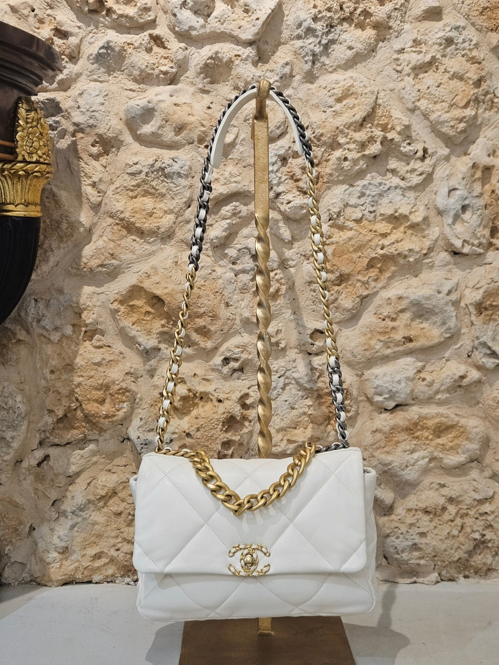 Chanel 19 Large Flap Bag in White Quilted Lambskin (Mixed Metals)