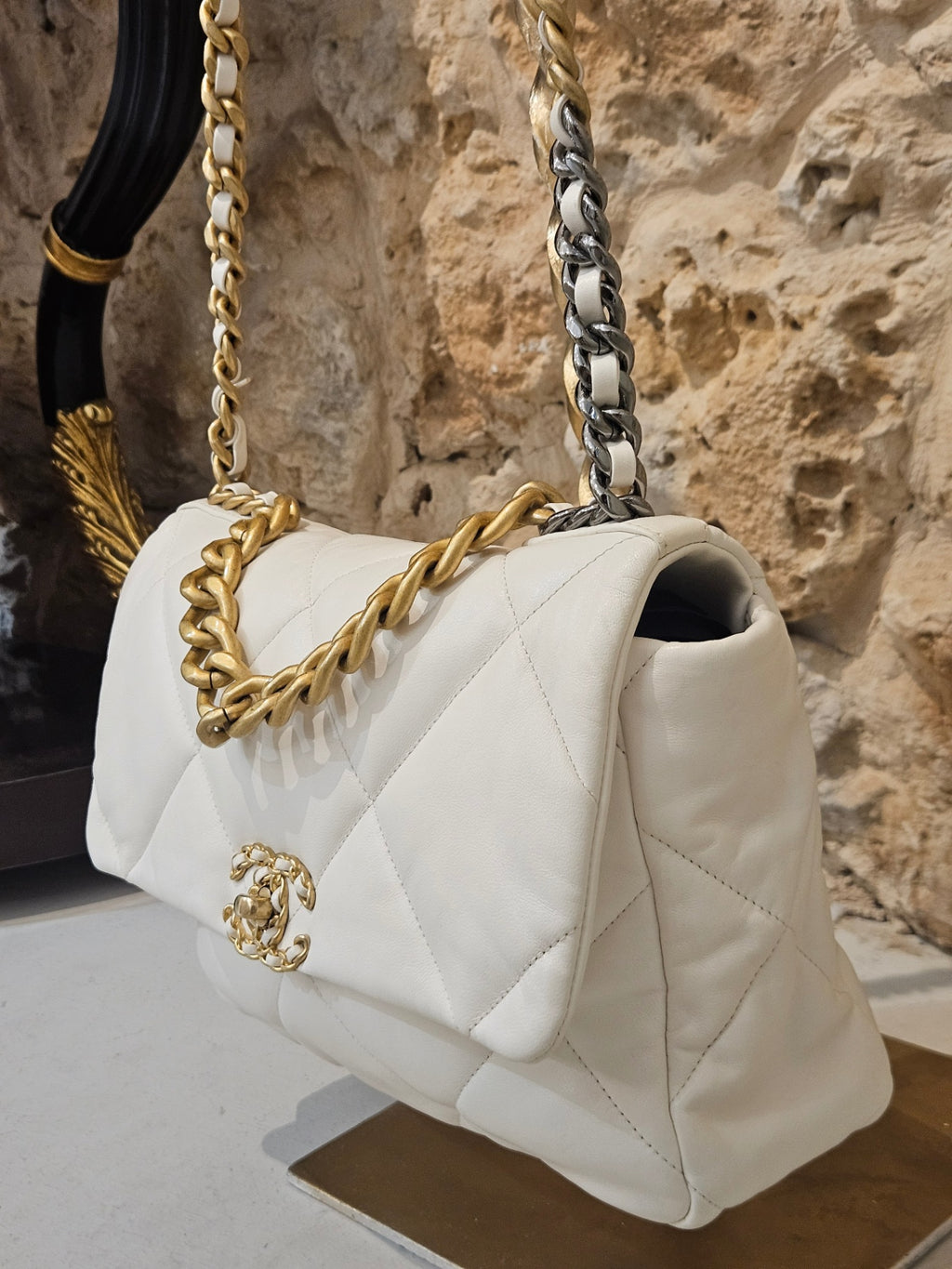 Chanel 19 Large Flap Bag in White Quilted Lambskin (Mixed Metals)
